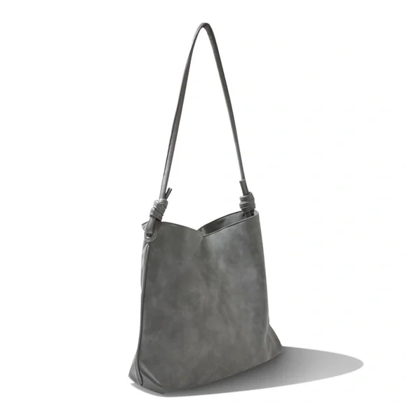 8 Other Reasons Betsy Slouch Tote In Stone - Picture 4 of 9